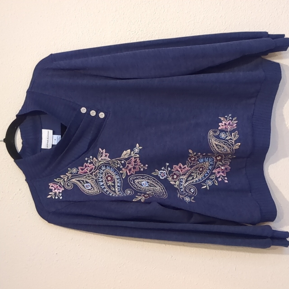Alfred Dunner Embroidered Long Sleeve Blouse Top Size Medium